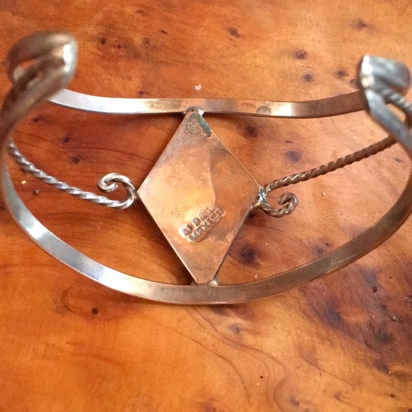 Perfect for a young girl. - Picture 3 of 5